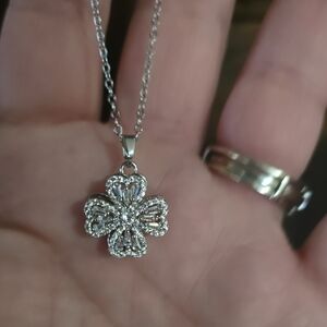 Elegant Silver Flower Pendant Necklace